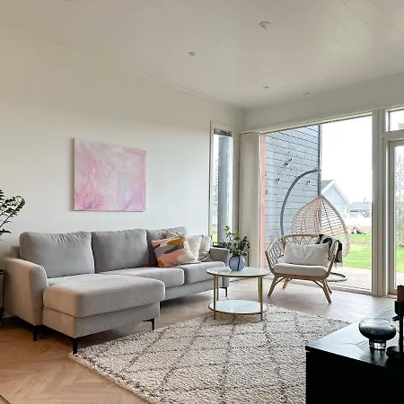 Snow Heaven By Booklapland * Rovaniemi